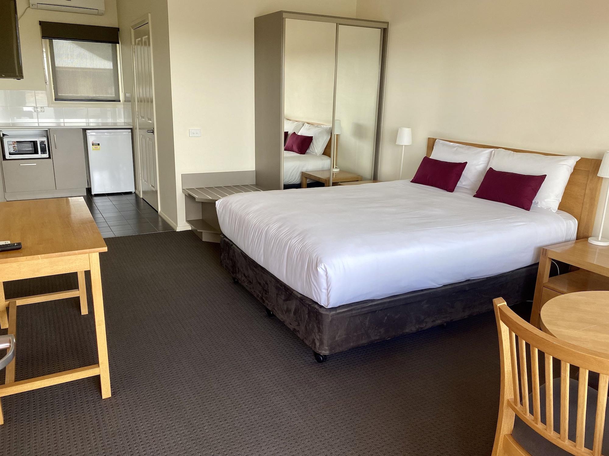 Comfort Inn Bishops Lodge Hay Kültér fotó