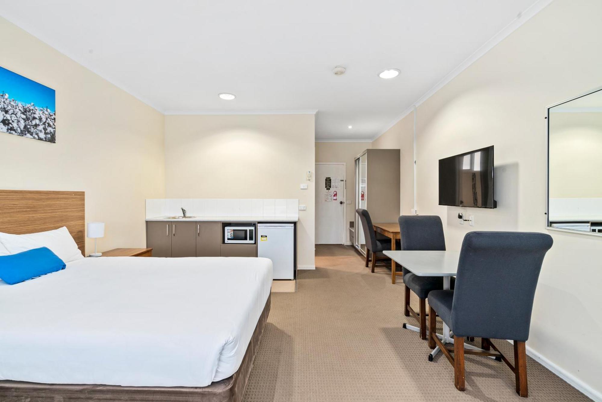 Comfort Inn Bishops Lodge Hay Kültér fotó