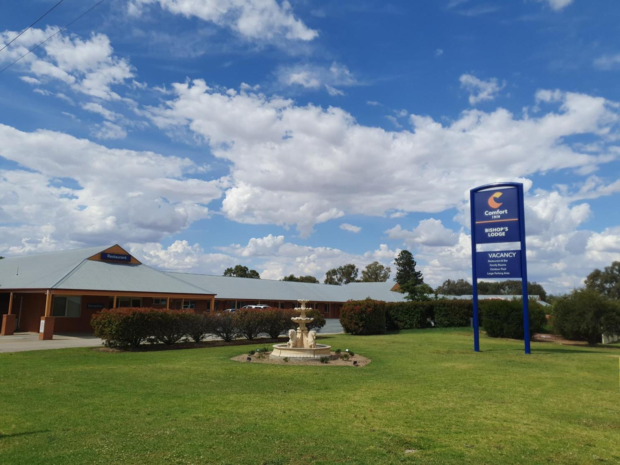 Comfort Inn Bishops Lodge Hay Kültér fotó