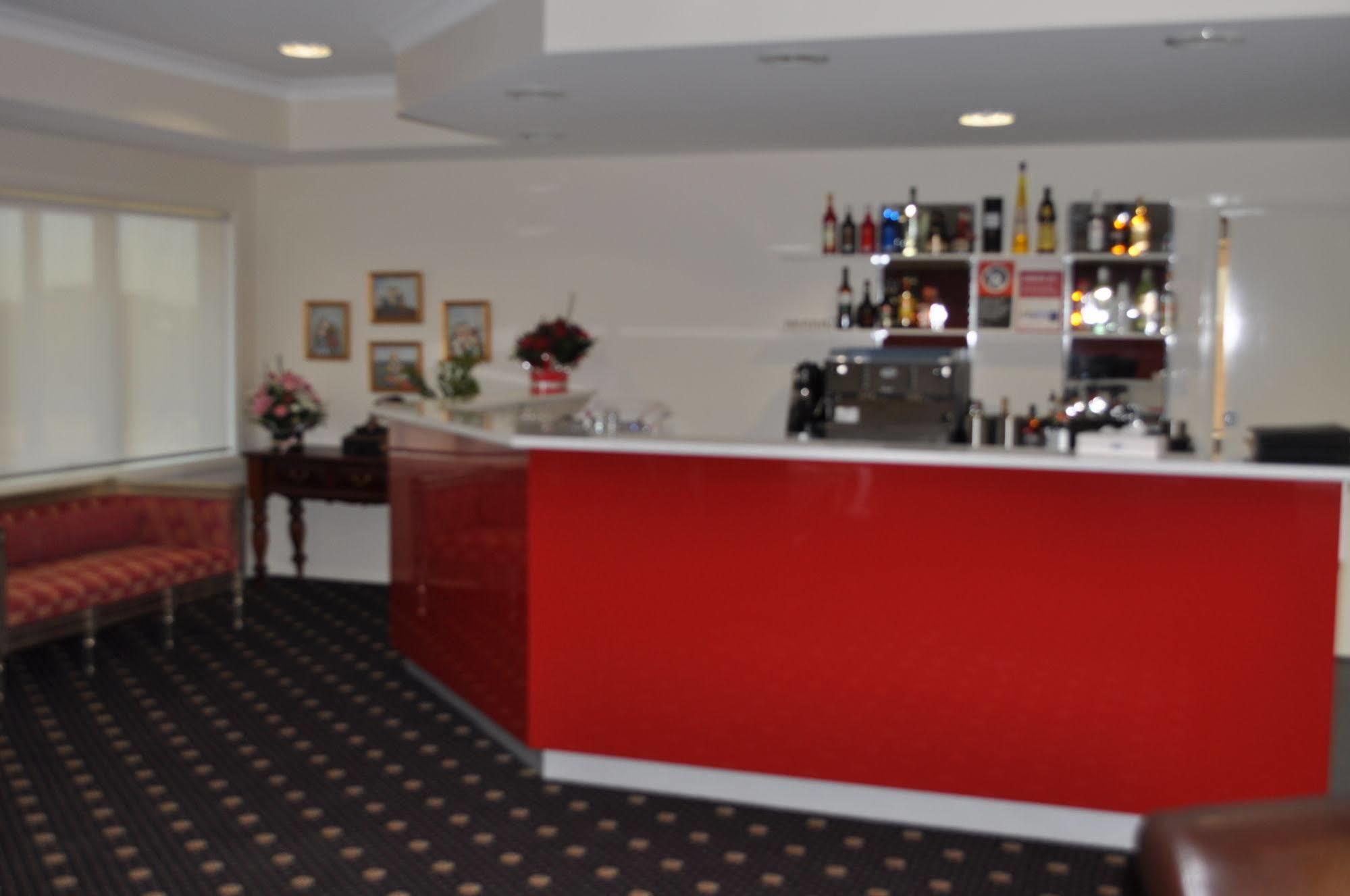 Comfort Inn Bishops Lodge Hay Kültér fotó
